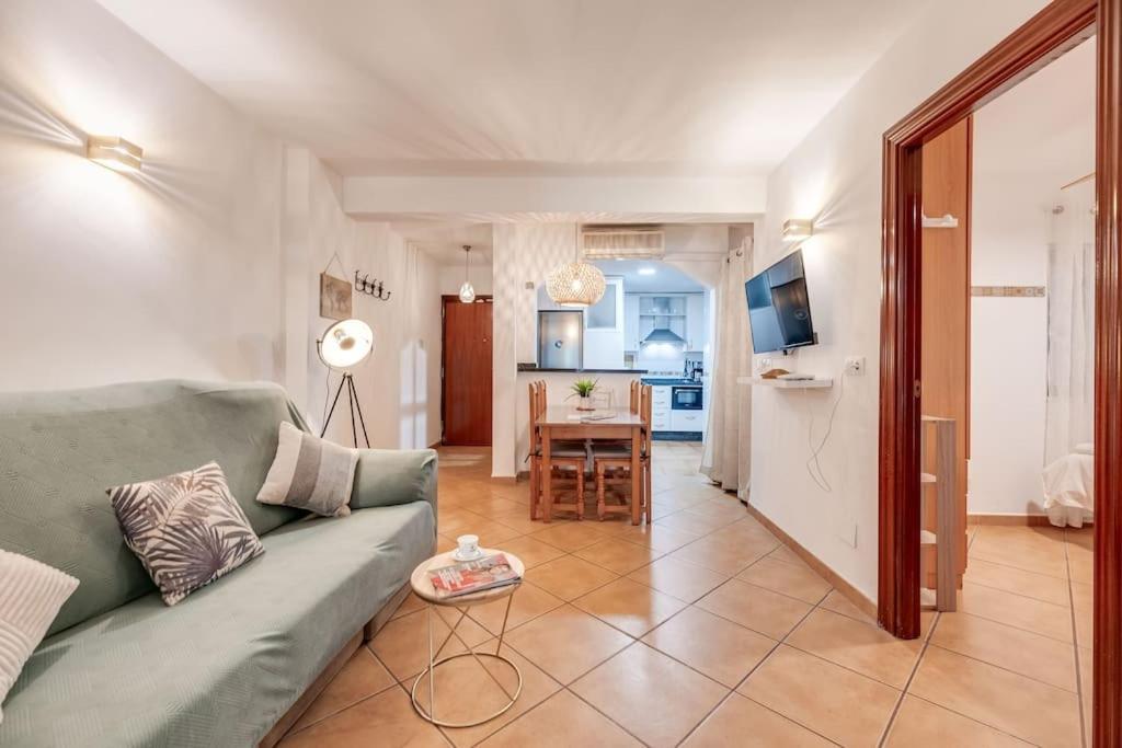 Encantador Apartamento Cerca Del Mar Malaga Zewnętrze zdjęcie